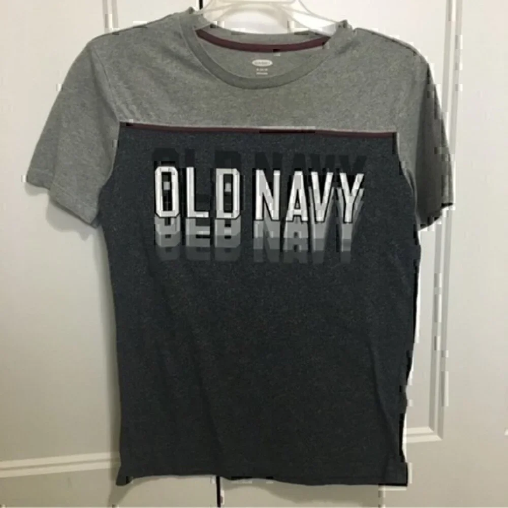 Old Navy boys size X-Large gray T-shirt NWOT